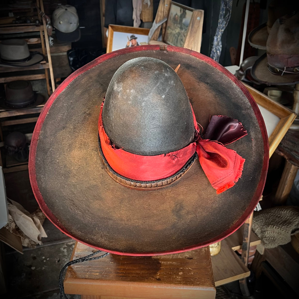 The “El Paso Ranger” size 7 1/8 (57cm) from Ugly Outlaw Hats