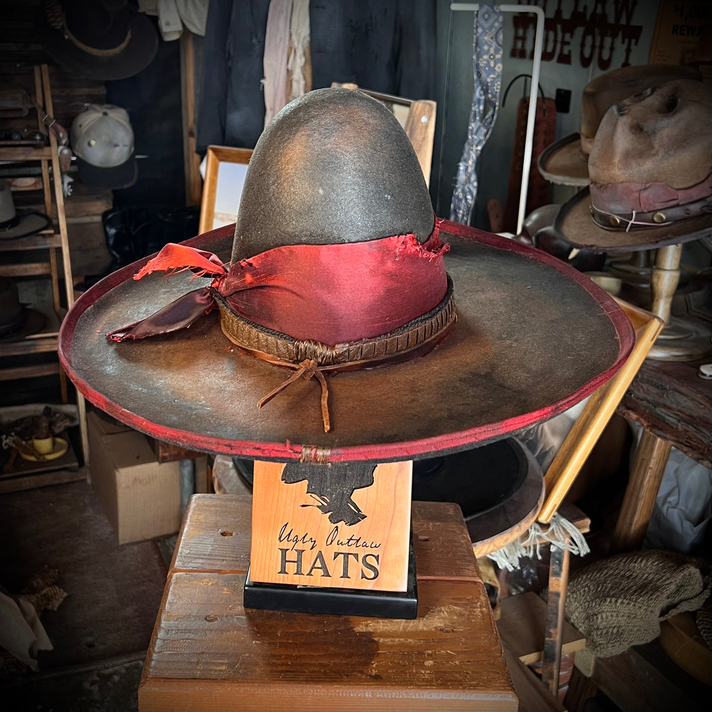The “El Paso Ranger” size 7 1/8 (57cm) from Ugly Outlaw Hats