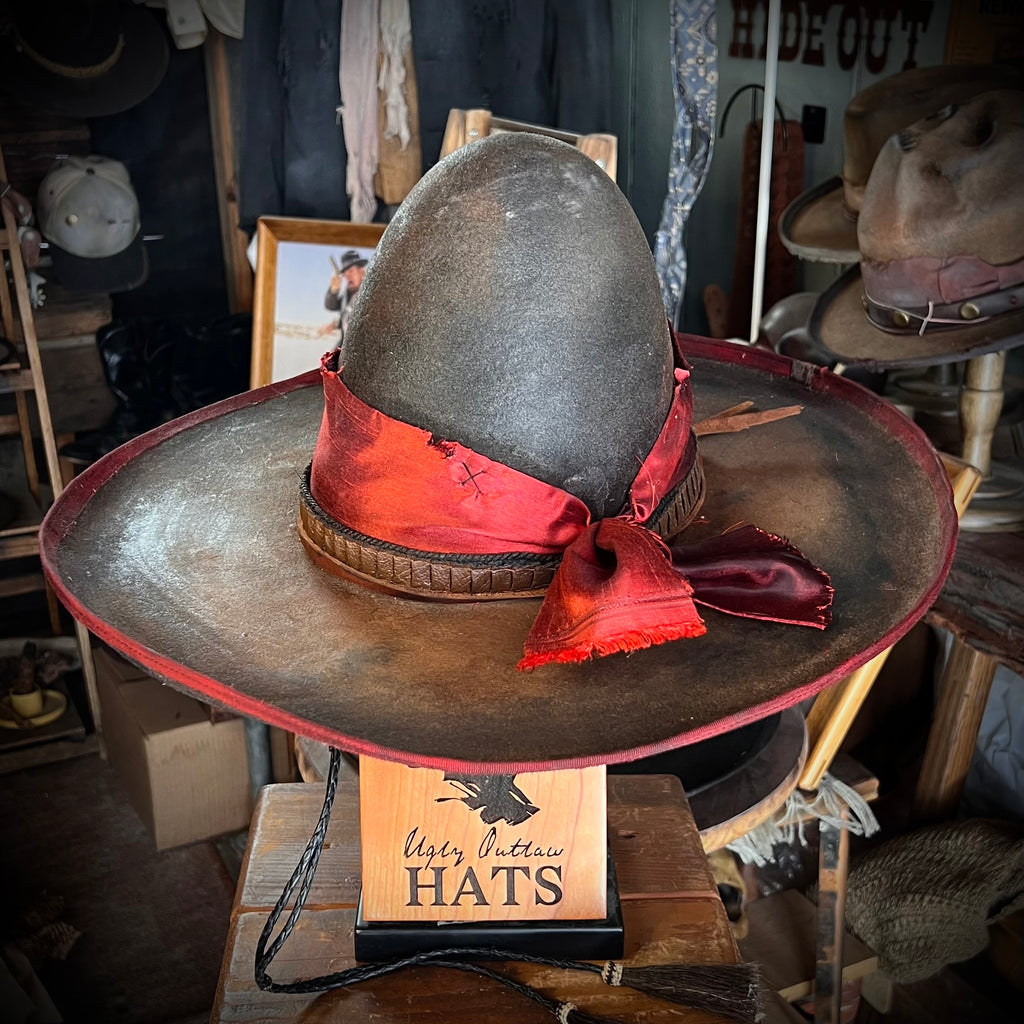 The “El Paso Ranger” size 7 1/8 (57cm) from Ugly Outlaw Hats